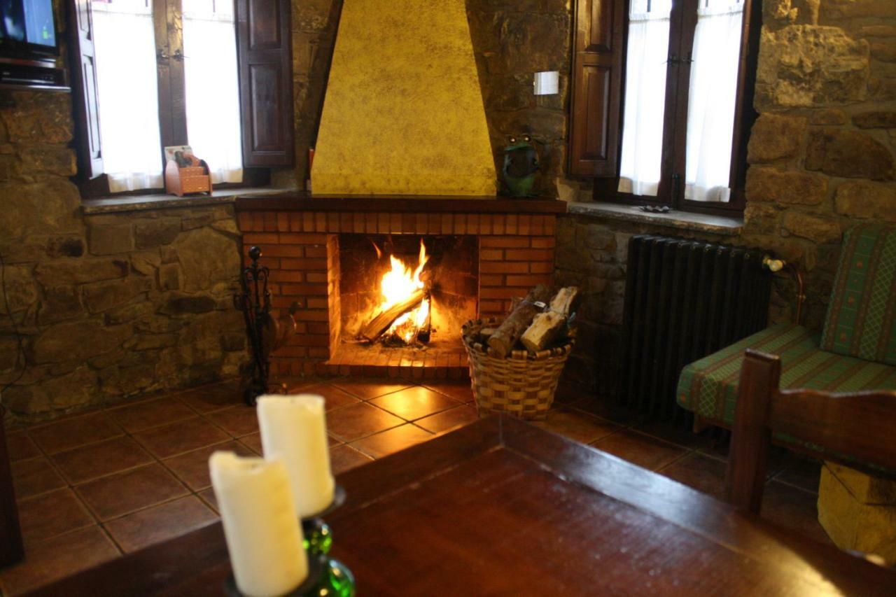 Casa Rural La Xiarapina Serrapio Екстер'єр фото